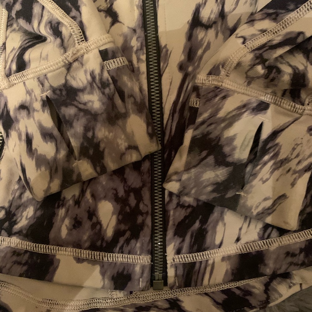 Lululemon Marble jacket - Picture 5 of 6